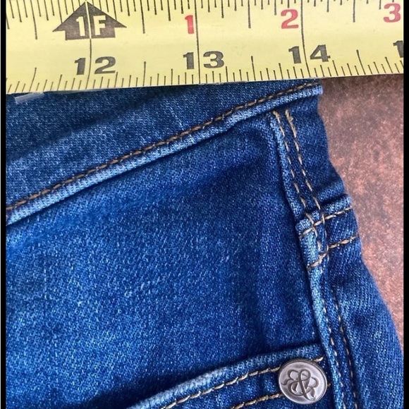 Rock & Republic Size 4 Jeans Excellent Condition - Picture 7 of 8